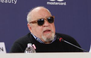 2022년 베니스 영화제에서의 슈레이더