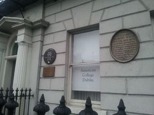 와일드 가족이 거주했던 메리온 광장의 집