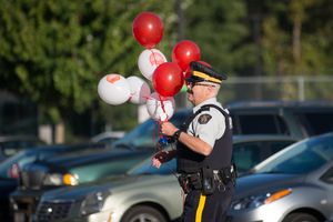 근무복을 입은 RCMP 장교