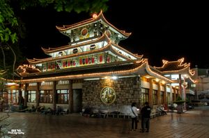 주덕(Châu Đốc), 앙기앙(An Giang) 삼산(Sam Mountain)에 있는 Bà Chúa Xứ 사당