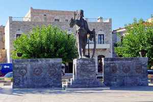 아레오폴리스의 페트로스 마브로미할리스 기념비