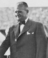 아드리안 C. 에스코바르 (1939–41)