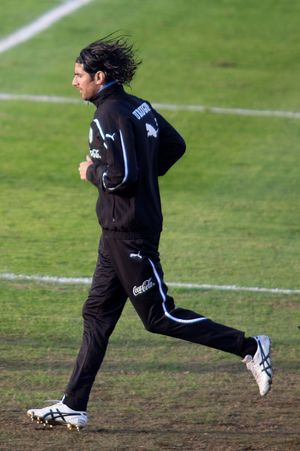 2011년 우루과이 국가대표팀 훈련 중인 아브레우