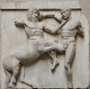 켄타우로스와 라피테스의 싸움을 묘사한 엘긴 대리석 조각상의 메토페