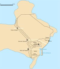 고대 카르타고 지도. 반도 위치와 아래쪽의 튀니스 호, 위쪽의 아리나 호를 보여줌.