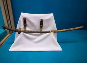 (다치 외장의 예) 삼린문 병고사다치의 코시라에(拵え), 가마쿠라 시대(鎌倉時代), 중요문화재(重要文化財), 도쿄 국립박물관 소장