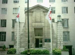 런던(London) 세빌 로우(Savile Row)에 위치한 본부