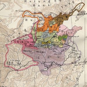 기원전 350년경 전국 시대 지도. 장강 삼각주의 옛 해안선을 보여준다