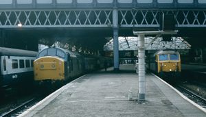 퀸 스트리트 역 (1982).