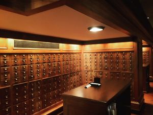 프릭 예술 연구 도서관은 1935년에 재개관했다.