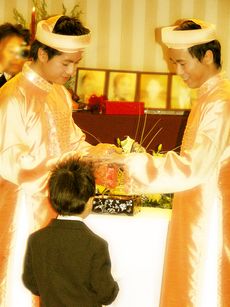 캐나다 교회에서의 남성 동성 결혼식(2006년)