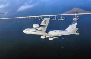 템파베이 상공을 비행하는 맥딜에 배치된 KC-135R