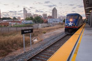 2018년 롤리 유니온 역에 도착한 첫 번째 피드몬트 열차