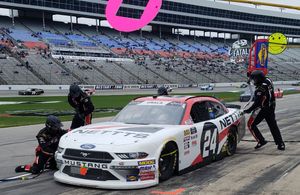 텍사스 모터 스피드웨이에서 피트하는 카즈 그랄라(Kaz Grala), 2018