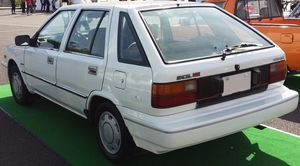 현대 엑셀 (5도어) 후측면