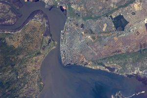 국제우주정거장에서 본 마푸투