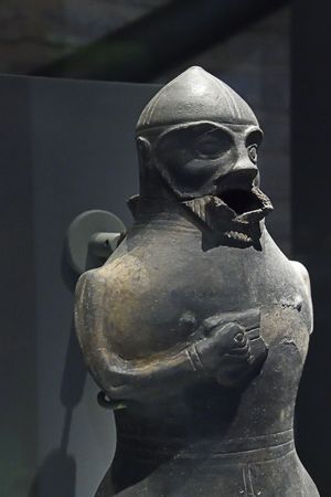 아다나 고고학 박물관의 히타이트 전사
