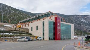 데니즐리의 케이블카(텔레페릭) 하부 역