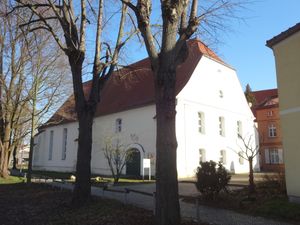 젠프텐베르크(Zły Komorow)의 소르브 교회