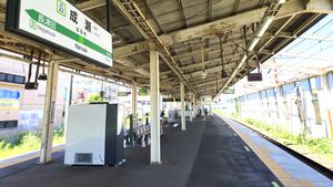 섬식 승강장 (2022년 7월)