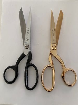 왼손잡이(왼쪽)와 오른손잡이(오른쪽) 가위