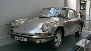 독일 박물관(Deutsches Museum)의 1974년 포르쉐 911S