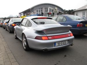 포르쉐 993 터보 후측면