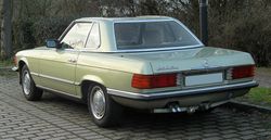 메르세데스-벤츠 R107(전기형) 후측면