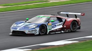 2018년 실버스톤 6시간 내구레이스에 출전한 66번 포드 GT LM GTE-Pro