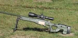 스웨덴의 Prickskyttegevär 90 변형 모델. 저온 환경 개선이 적용된 Prickskyttegevär 90B가 사진에 나타나 있다.