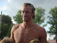 호세 메올란스는 리버 플레이트에서 활동했으며, 네 번의 하계 올림픽에 아르헨티나 대표로 출전했다.