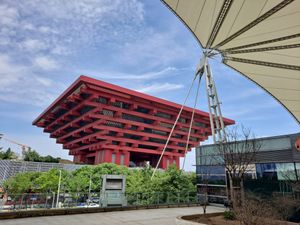 상하이 푸둥에 위치한 중국미술관