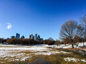 겨울 눈 내리는 애틀랜타의 피에드먼트 공원(Piedmont Park)