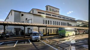 오카야마 모모타로 공항