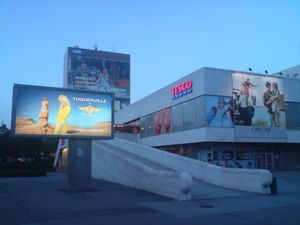 테스코, 카멘네 냐메스티에, 브라티슬라바, 슬로바키아