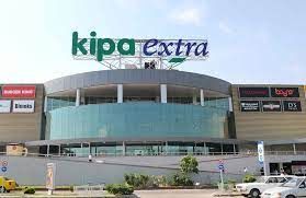 터키 이즈미르주 치흘리에 위치한 테스코 키파 매장