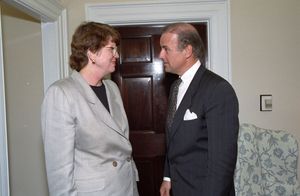 1993년, 바이든과 재닛 리노(Janet Reno) 법무장관 회의
