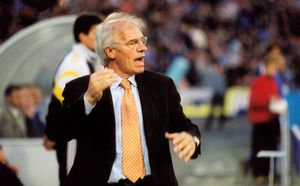 네비오 스칼라는 1989년부터 1996년까지 팀을 훈련시켜 2부 리그에서 유럽 우승을 이끌었다.