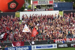 2014년 3월 23일 웨스턴 시드니 원더러스 팬들 (패라마타 스타디움(Parramatta Stadium))