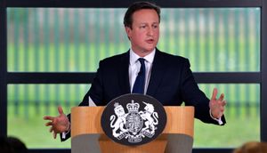 2015년 3월 9일 데이비드 캐머런 총리가 교육 정책의 일환으로 전국적으로 더 많은 자유학교 승인을 발표하는 모습.