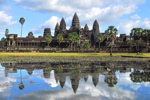 캄보디아의 앙코르 와트 힌두-불교 사원