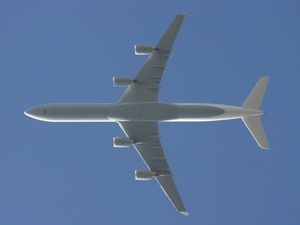 A340-600 날개의 9.2의 측면비와 31°의 후퇴각