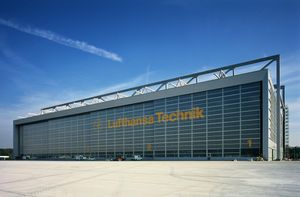 프랑크푸르트 공항에 있는 루프트한자 테크닉(Lufthansa Technik) 격납고