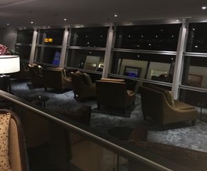 쿠알라룸푸르 국제공항의 말레이시아항공 골든 라운지 (과거 퍼스트 클래스 라운지, 2018년 비즈니스 스위트 라운지로 변경)