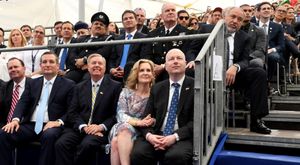 2018년 5월, 크루즈는 예루살렘에 있는 미국 대사관 개관식에 참석했다.