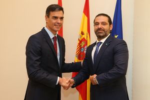 2018년 7월 20일 마드리드에서 스페인 총리 페드로 산체스와 함께 있는 하리리