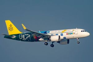 브루나이 관광 도장이 있는 로열 브루나이 항공의 에어버스 A320neo