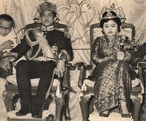 1965년 7월 29일 하사날 볼키아와 펭기란 아낙 살레하의 혼례식