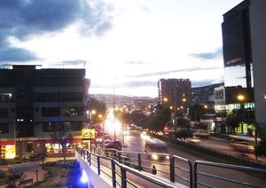 쿠스코 시의 금융센터, 아베니다 데 라 쿨투라