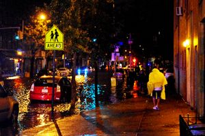 허리케인 샌디로 물에 잠긴 이스트빌리지